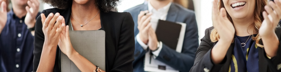 Picture of Employee's applauding, employee engagement header image