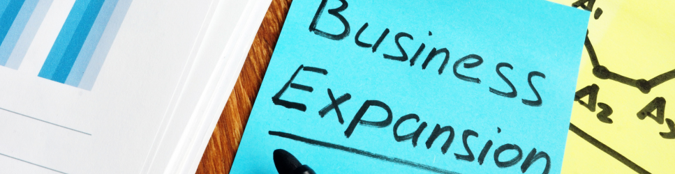 Business Expansion tips sticky note image