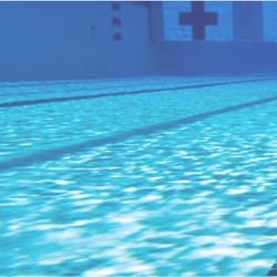 Image of Alison Brennan and a swimming pool