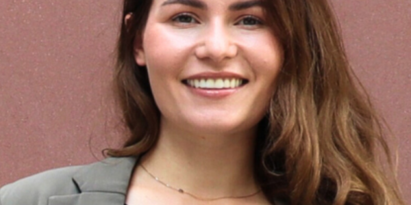 Beth Thompson, Solicitor, Corporate & Commercial