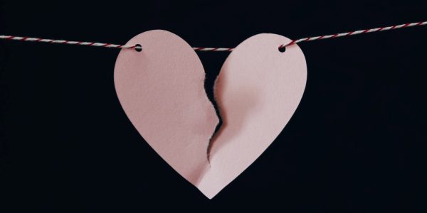 heartbreak kelly sikkema E8H76nY1v6Q unsplash (1)