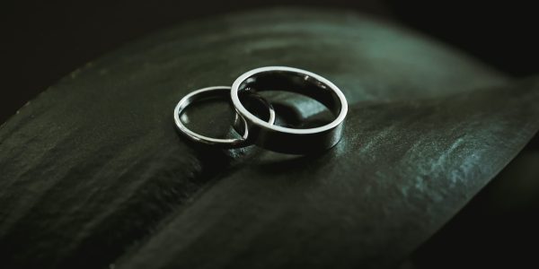 rings amanda mocci Zyp3t67rrP4 unsplash